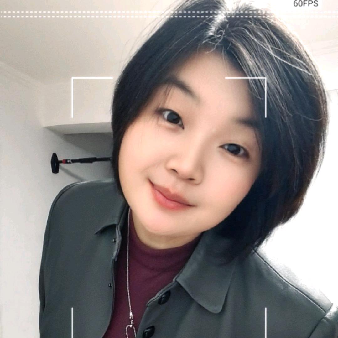 华建漂移窗马姐—家百利铝材