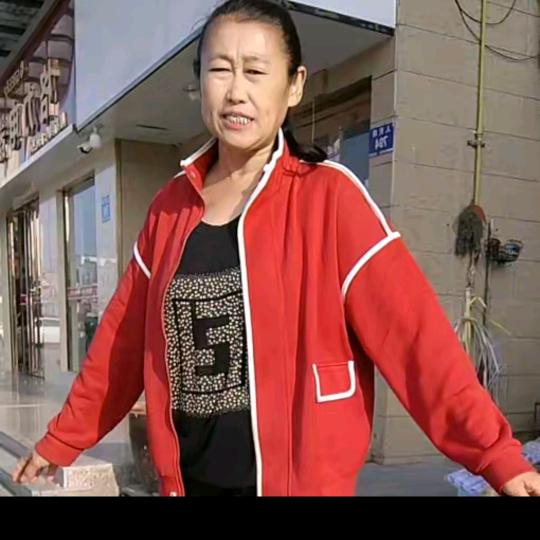 秀影②早6.10分首播点下面蓝字是开播号