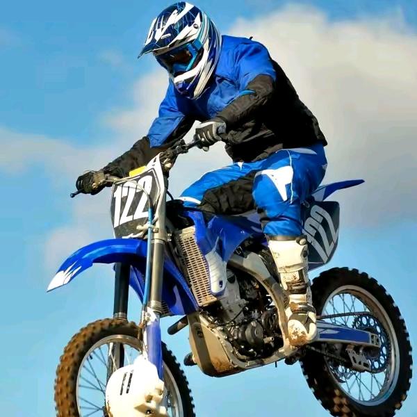 鸡毛没有，刷个嘚呀