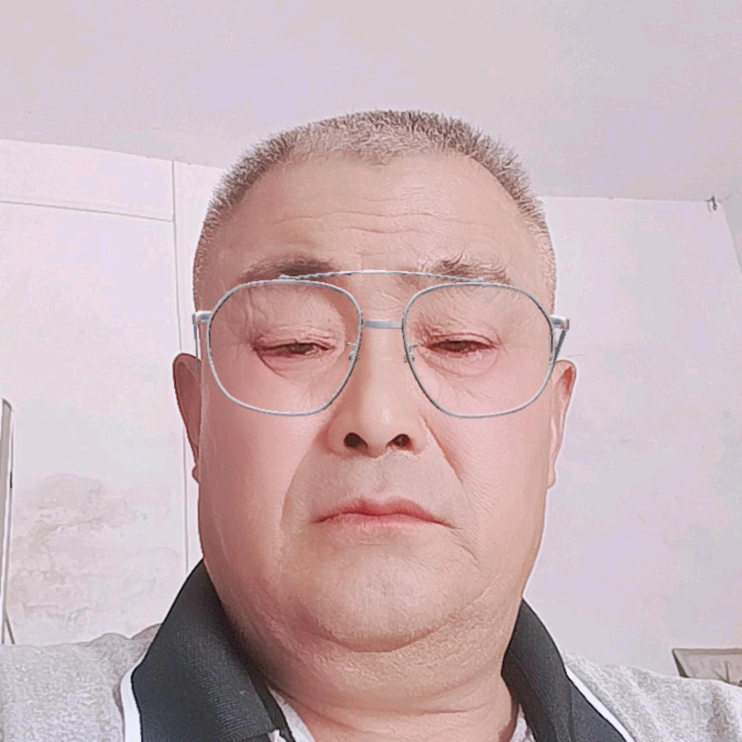 吕传髙工友钟祥人。