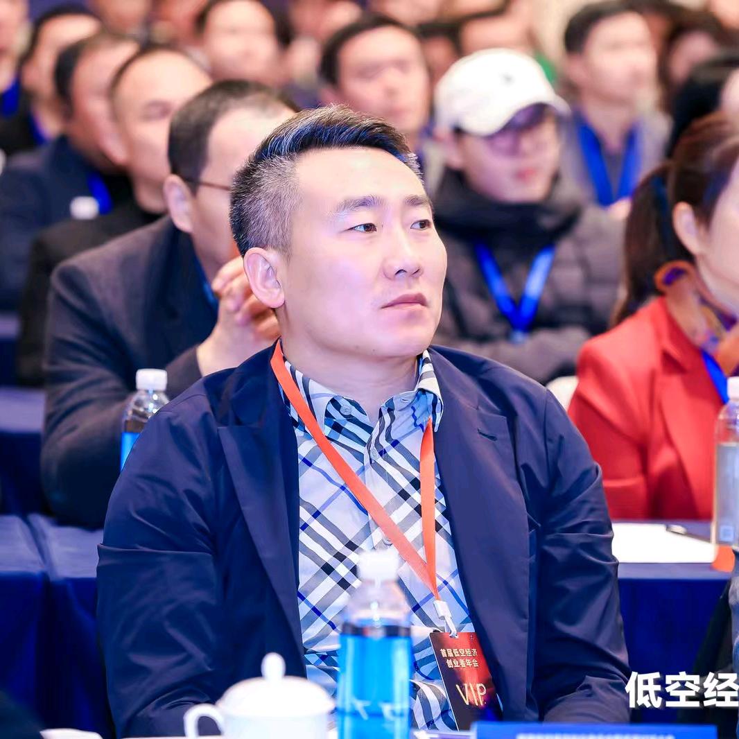 龙腾建业集团🐲柳春雨🇨🇳