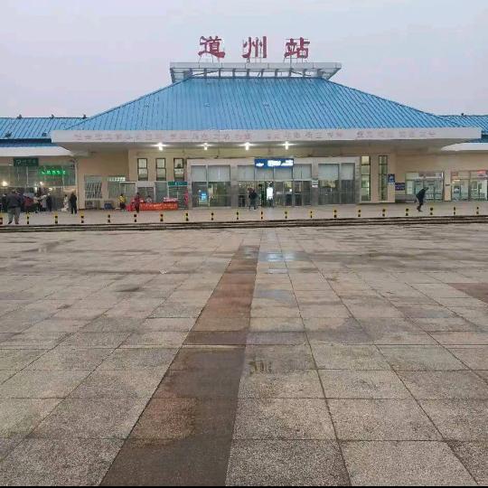我是上海圆通速递上常晚班晚总不在上海圆通