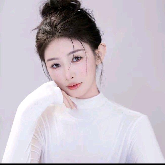 玲玲👠