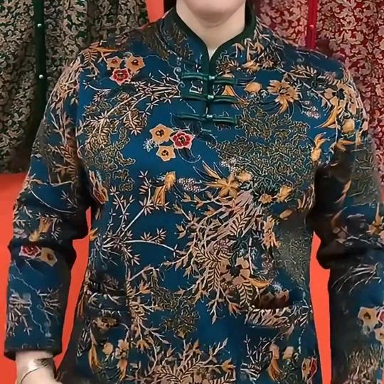 顺意呈服装