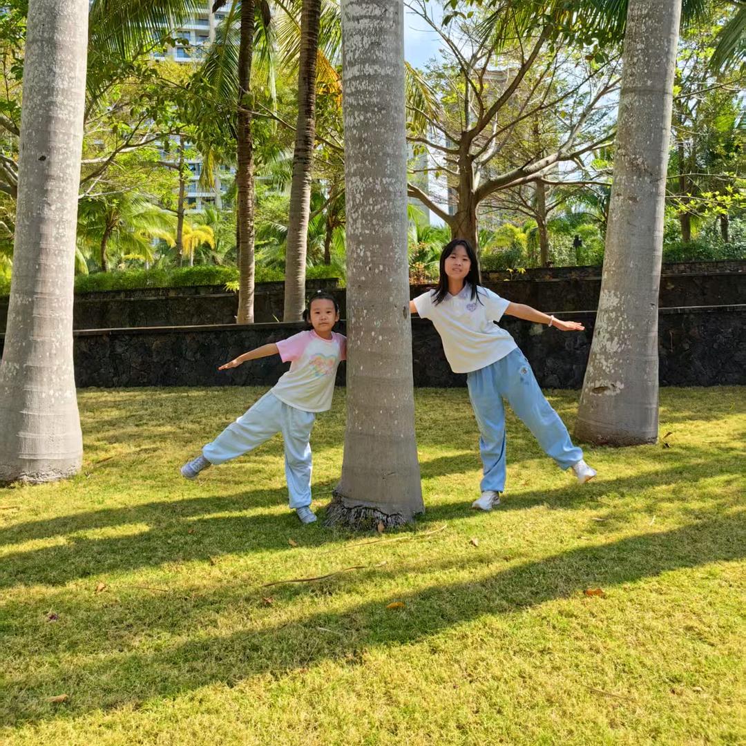 德  行  天  下