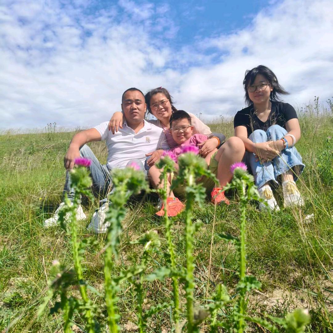 鲁🌺单驾六米八女司机女聪姐
