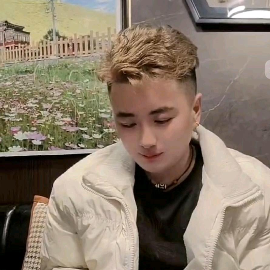 康巴，格桑🧛‍♂️