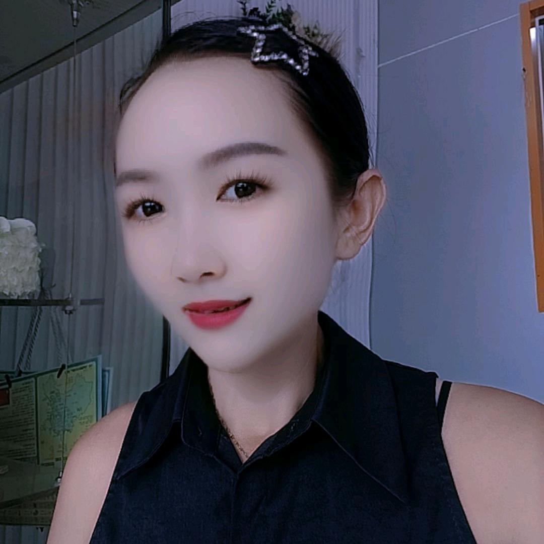 小霞