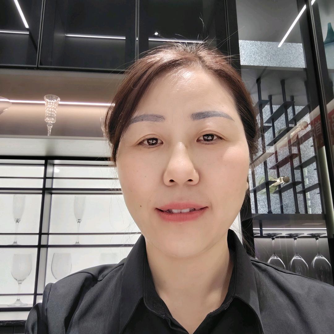 三姐～广元伊恋全屋定制顾问