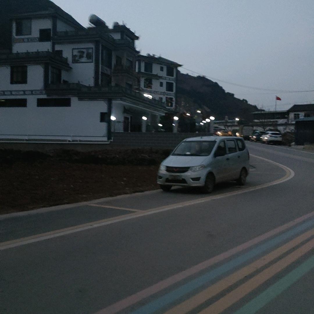 踏实做事宇楠念小刚