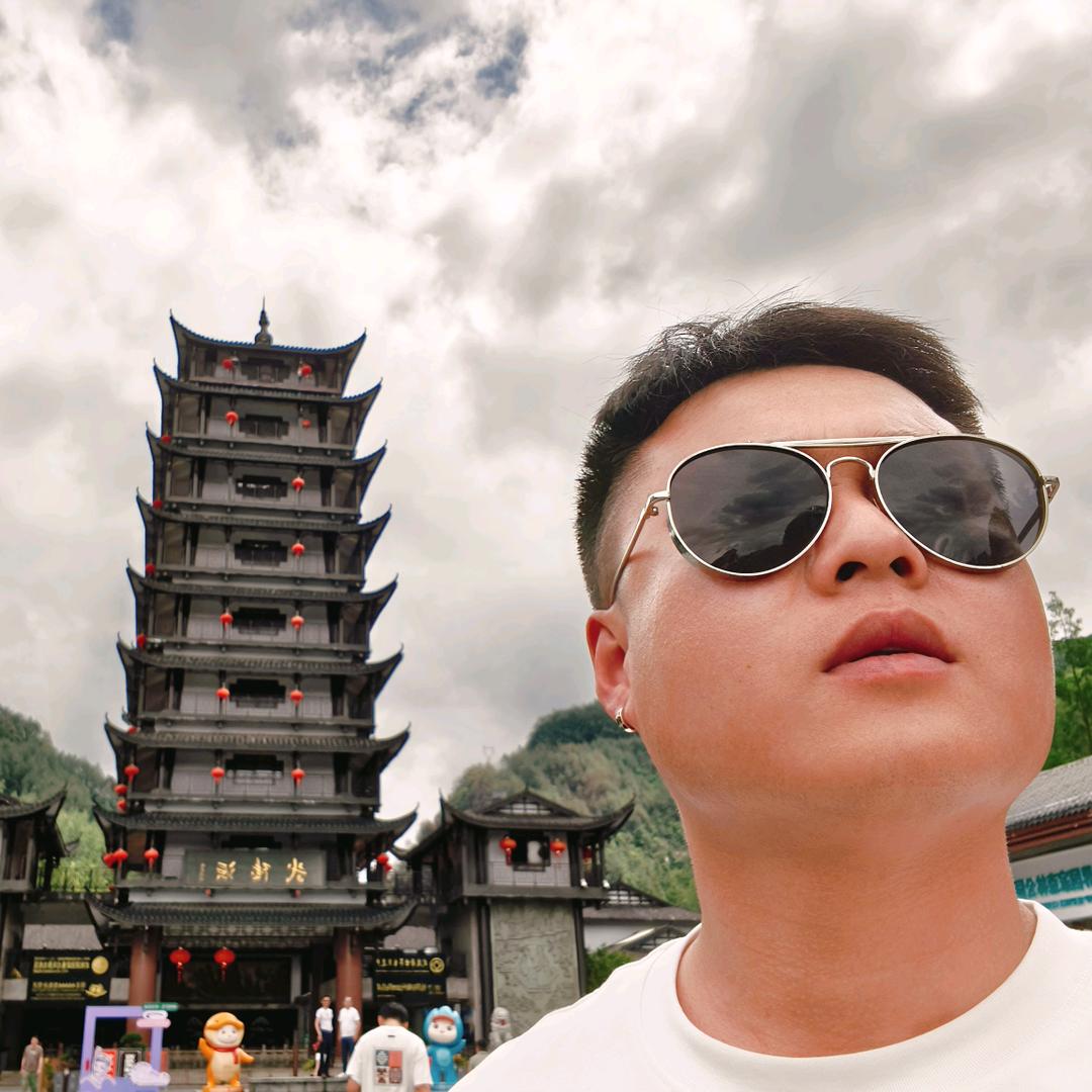 导演—庄园「文戏 武戏 双职导演」