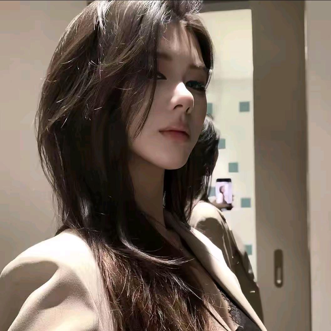 拍照只会开美颜★