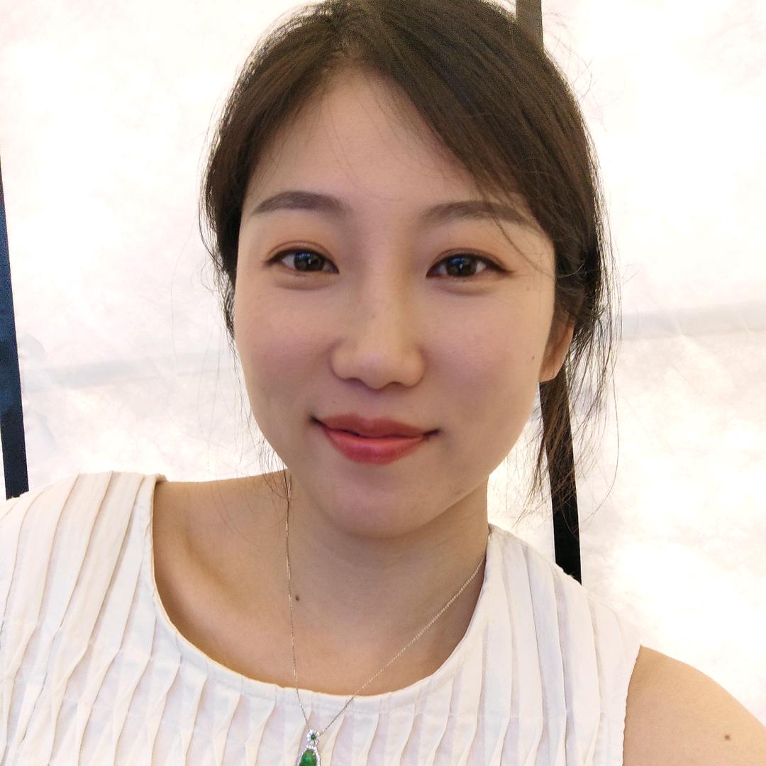 卖手表的小姐姐