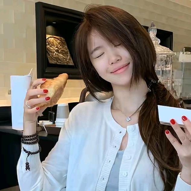 尹千金(穿搭分享)