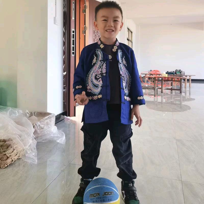小灏哥