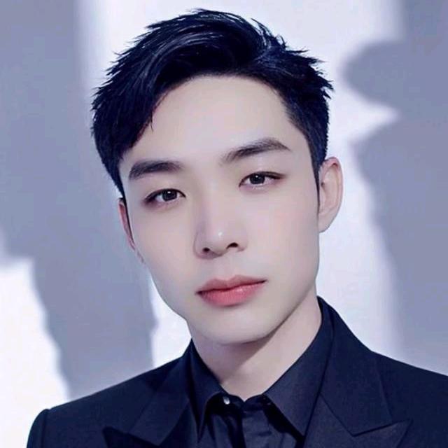 ♛华哥哥