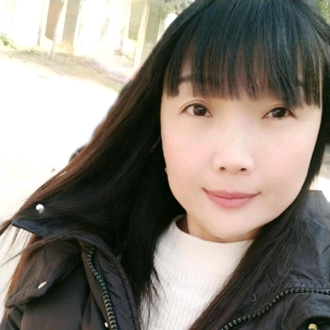 李霞