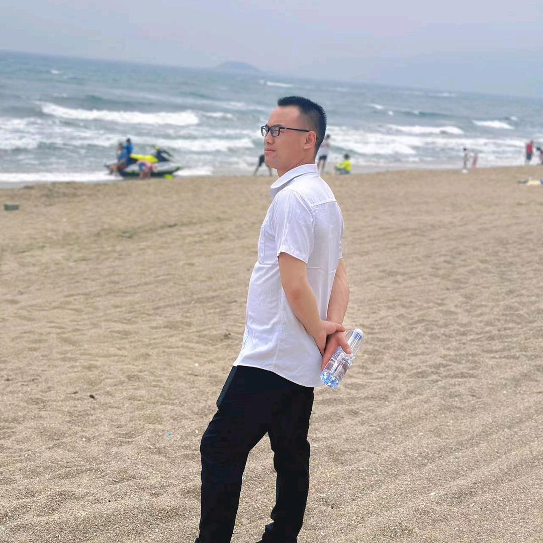 岑巩老山坡山泉水店尹哥