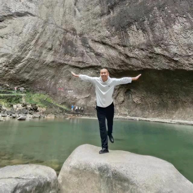 封心锁爱！李好