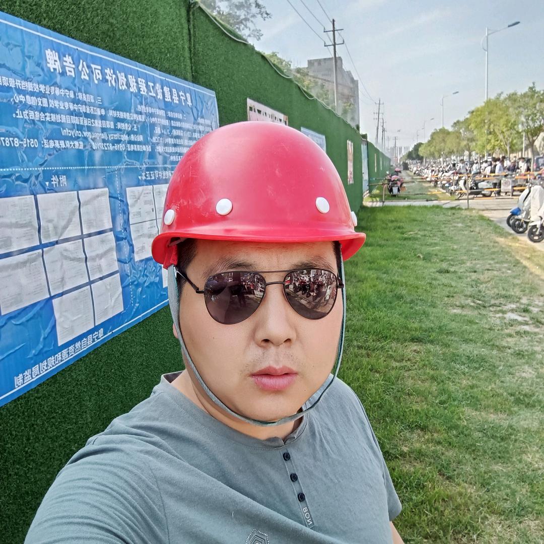 群主张建明<承蒙厚爱75级>