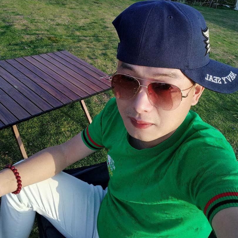 纯属美颜别太认真！！！林北