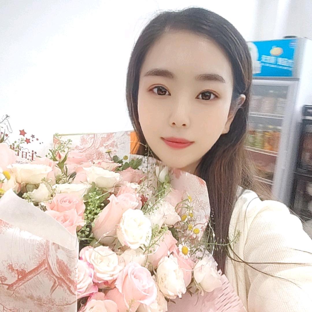 🍂叶子～～娜娜