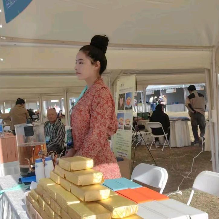 不要偷看进来点赞