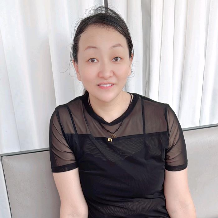 爱唱歌的艳