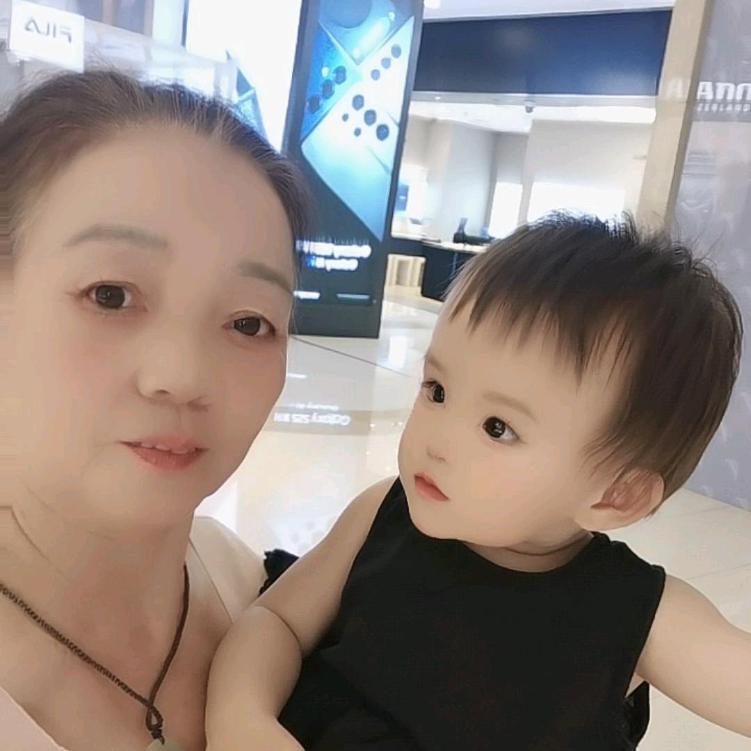 邹春春