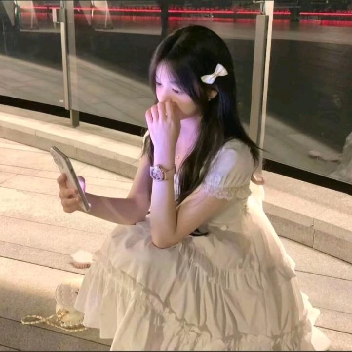 琪琪.斯