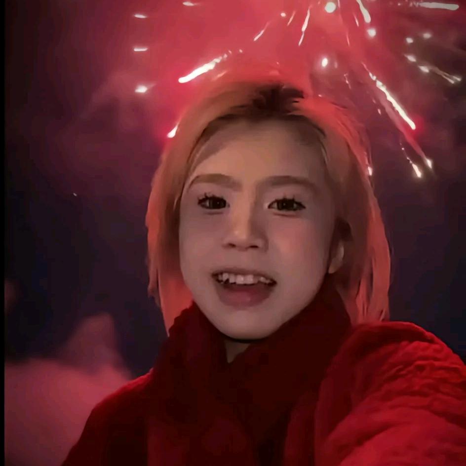 我是琪琪小李子。