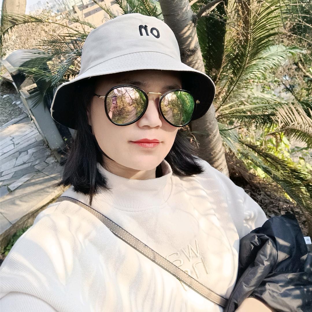 萍水相逢