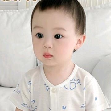 吴右一和吴昊天妈妈