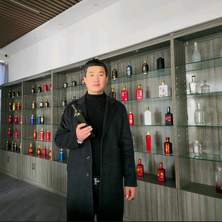 稳健玻璃瓶厂家