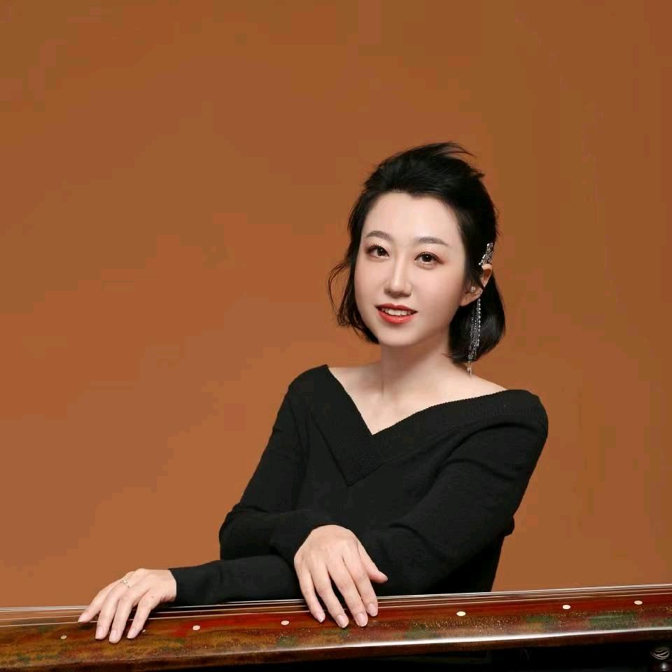 李旭教古琴