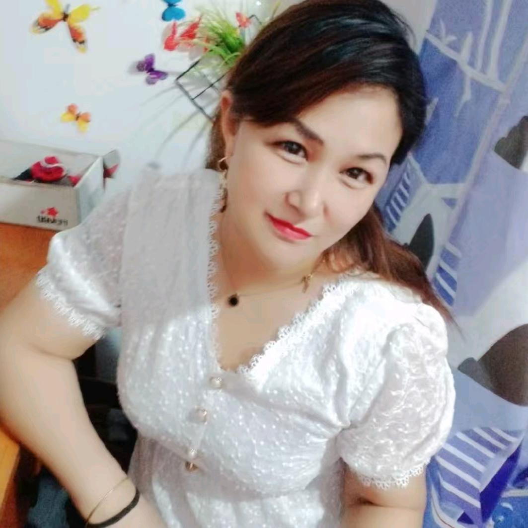霞儿穿搭