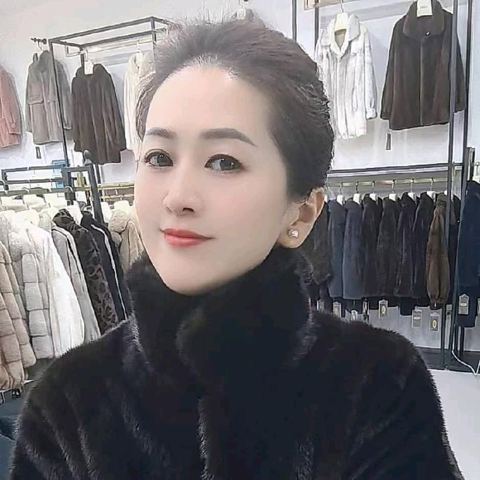 添熠皮草品牌工厂店   新哥