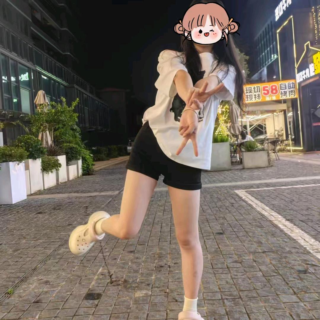 秦三岁