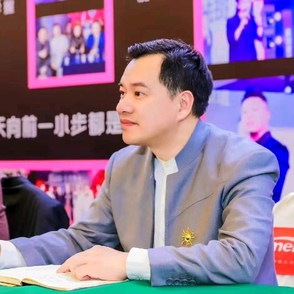 辉哥情报局