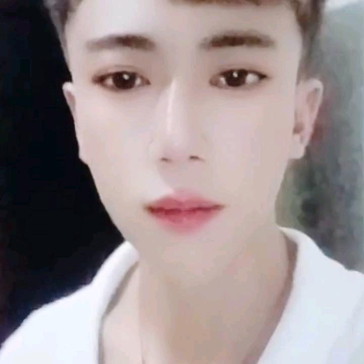 小云。痛苦在眼前。