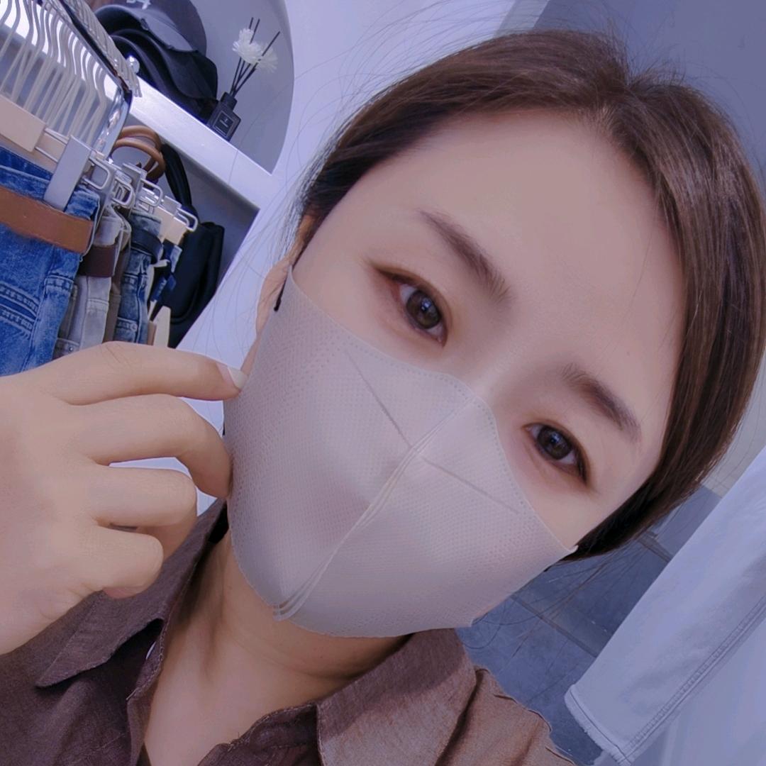 CHEN.陳