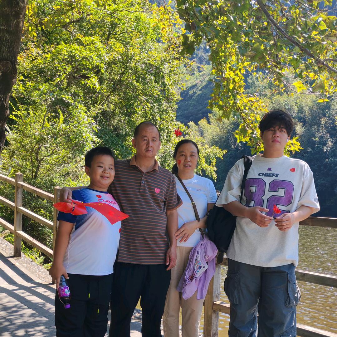 农家跑山猪批发零售