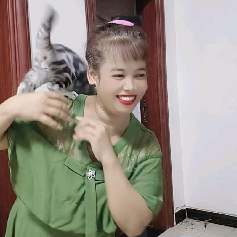 习惯啦，没人疼爱