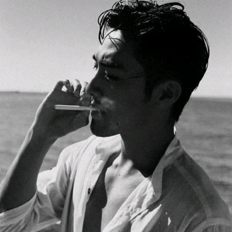 烟酒疗心伤 🚬