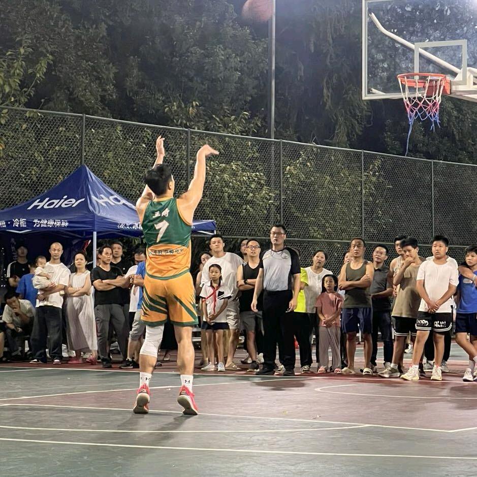 园周雁🏀王教练