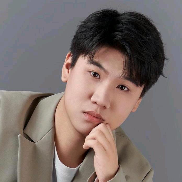 奔跑的小宁