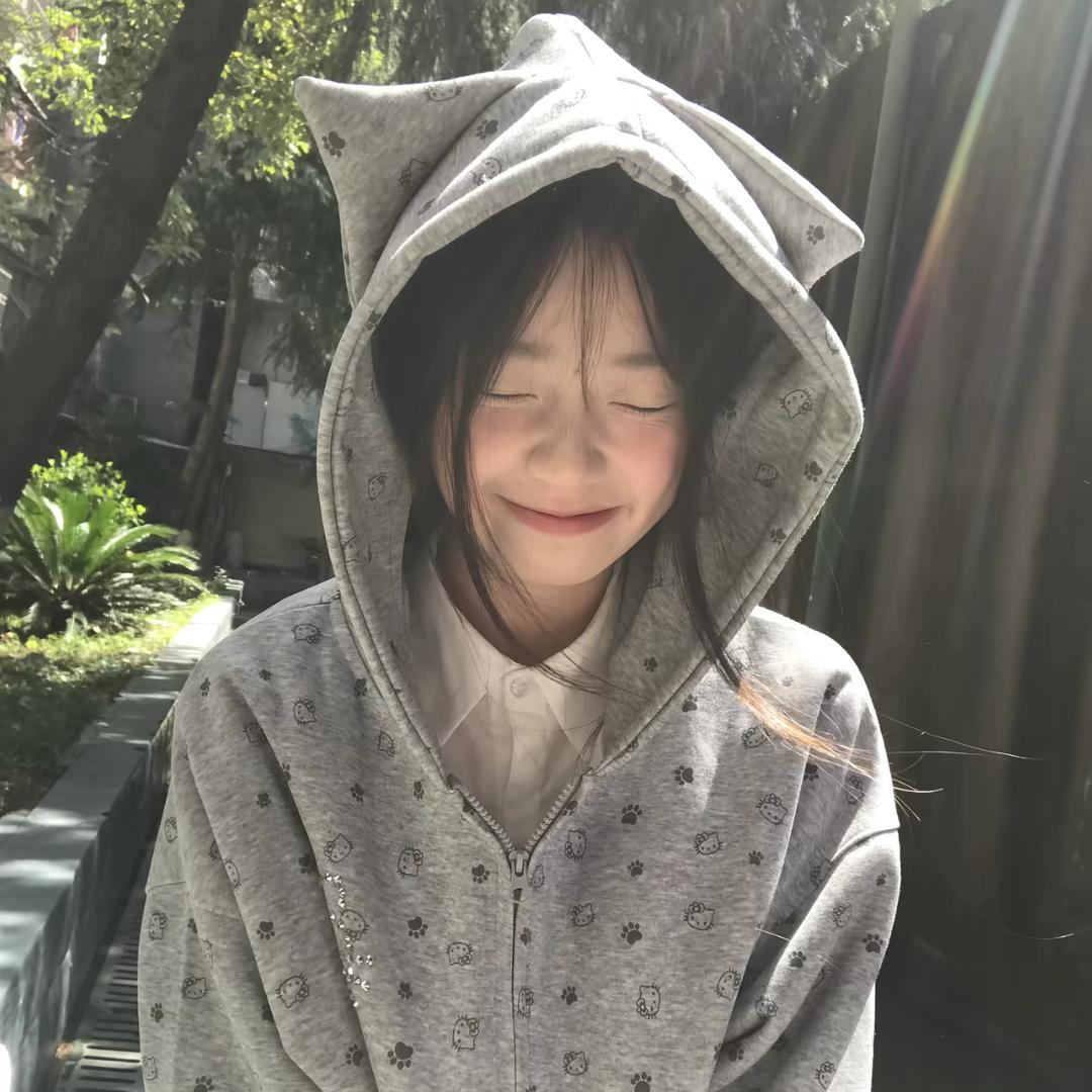小魚^