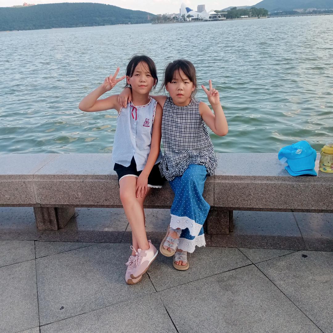 玫瑰遗落冬日🌹🌹