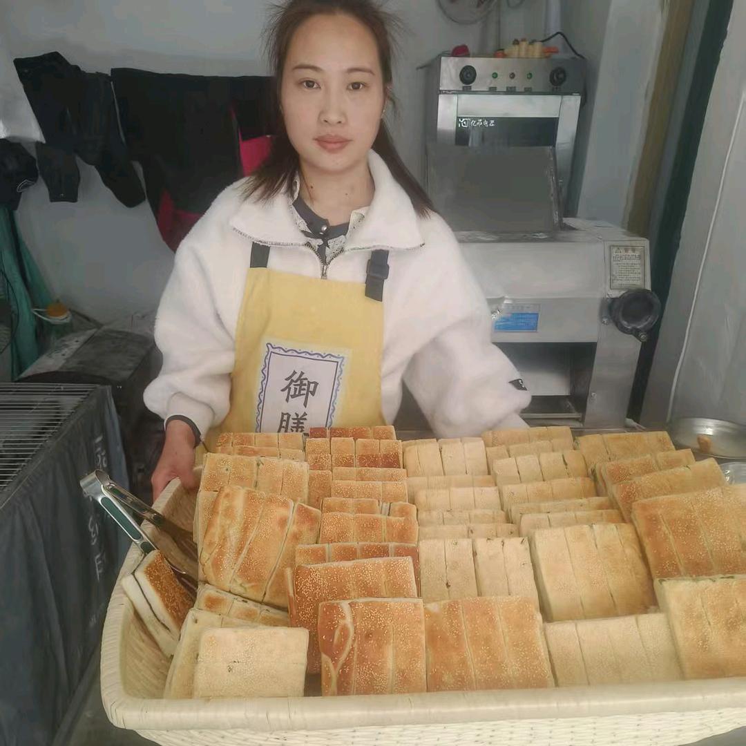 山楂饼梁山创始人玲玲