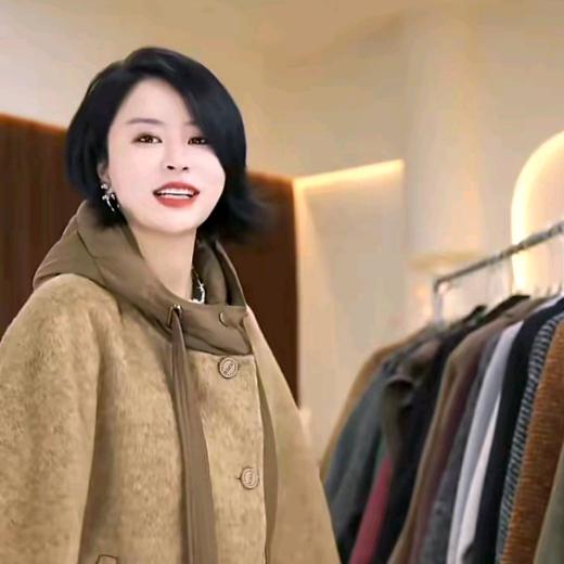 李大美高端羊绒工厂店（时尚穿搭）